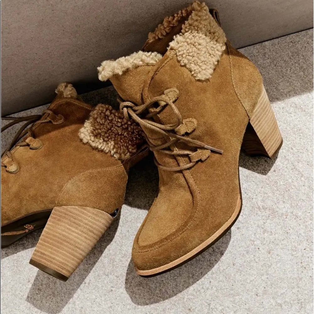 Australia 'Analise' Hiker Bootie
UGG®